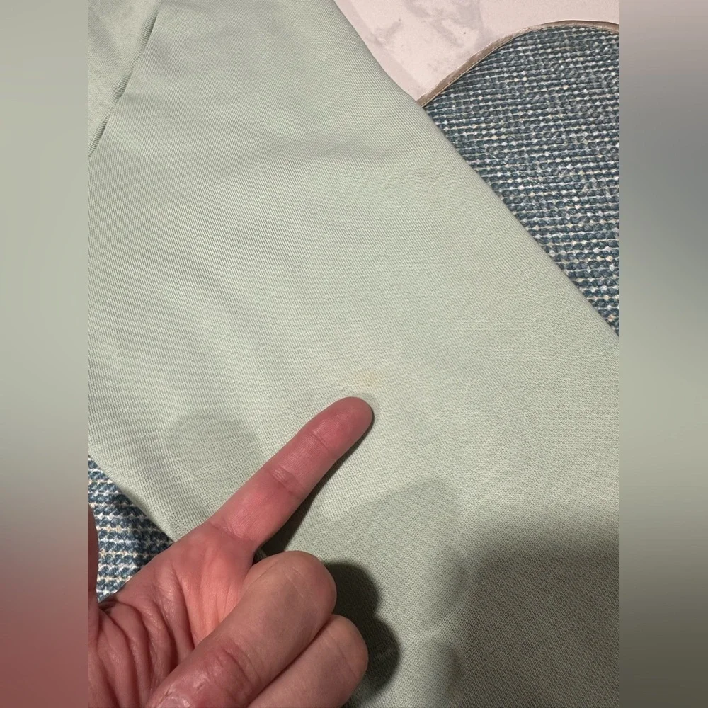 NIKE Cropped Light Green Sweatshirt Sz M - Picture 10 of 11